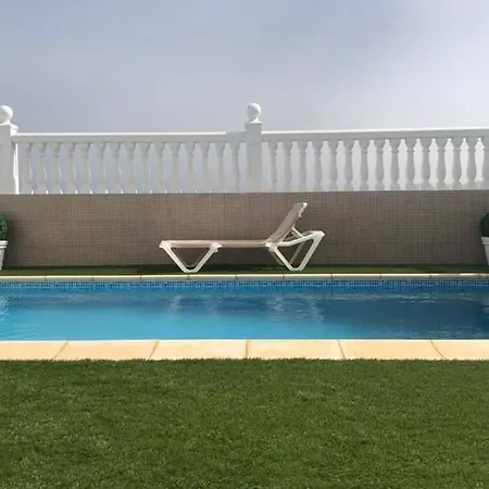 Vv Valdeconcha, Piscina Climatizada Con Privado Y Vistas Al Mar