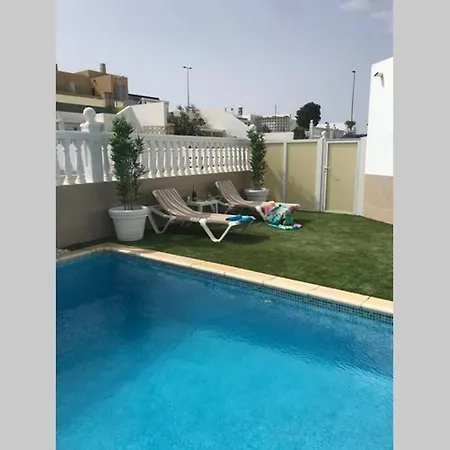 Vv Valdeconcha, Piscina Climatizada Privada Y Vistas Al Mar Villa *