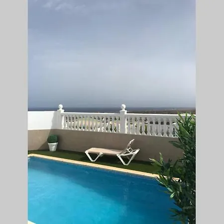 Vv Valdeconcha, Piscina Climatizada Con Privado Y Vistas Al Mar Willa *