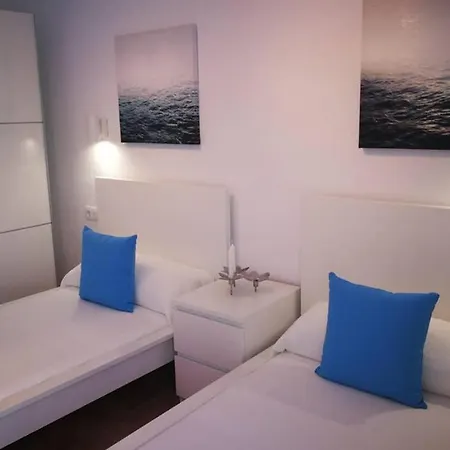 Willa Vv Valdeconcha, Piscina Climatizada Con Privado Y Vistas Al Mar
